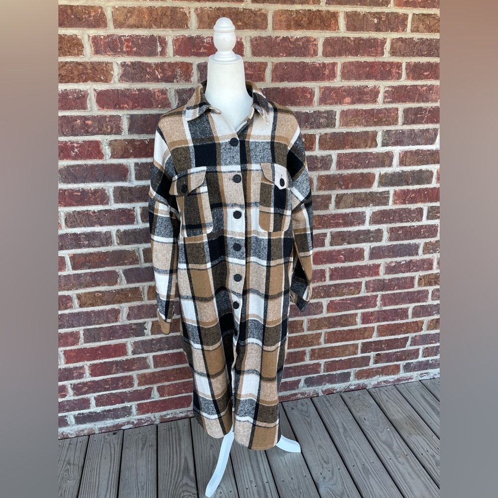 Woman’s Brown Plaid Long Sleeve Button Down Duster Or Coatigan  Size Large